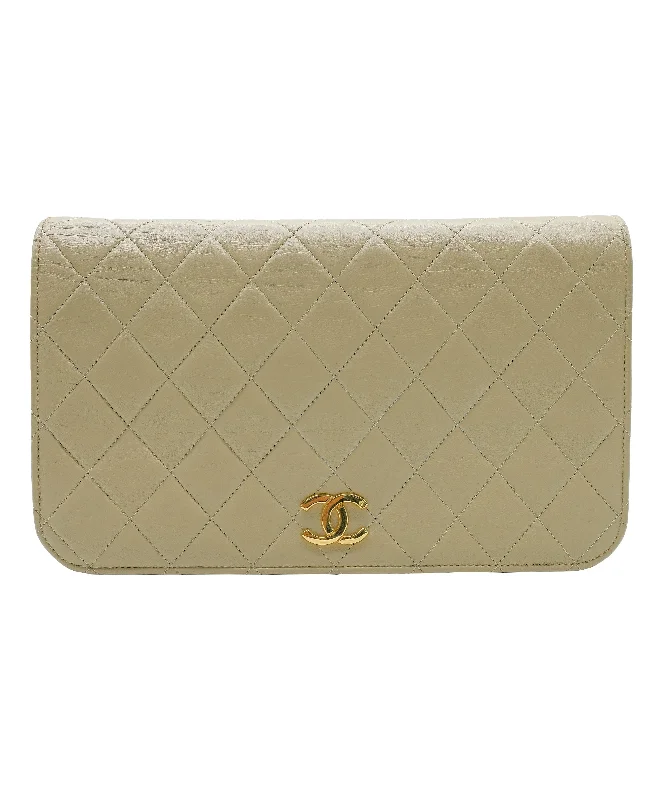 Chanel Matelasse Chain Shoulder Bag Leather Beige 90181284 RJL1913