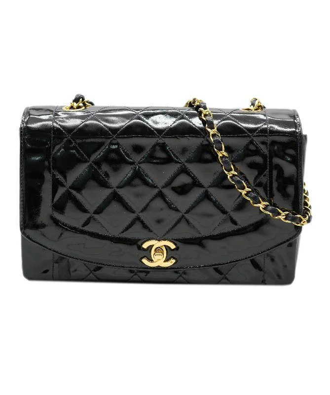 Chanel Diana Flap - AJC0300